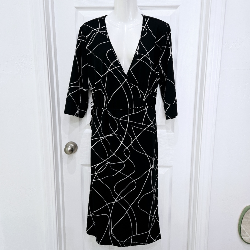 Lane Bryant Size 14/16 V-neck Black Print Wrap Dress 3/4 Sleeves